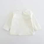 Camiseta térmica infantil, perfeita para usar por baixo da roupa, proporcionando conforto e calor. Ideal para sobreposições e para todos os climas. — foto 1
