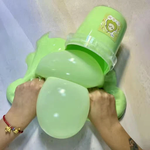 Title 4, Hug Milk Oversized Barrel Non-stick Hand Easy C...
