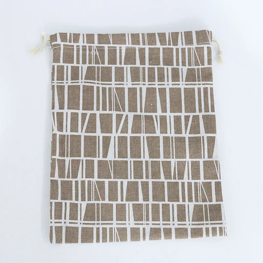 Title 18, Drawstring storage bag, a practical and versati...