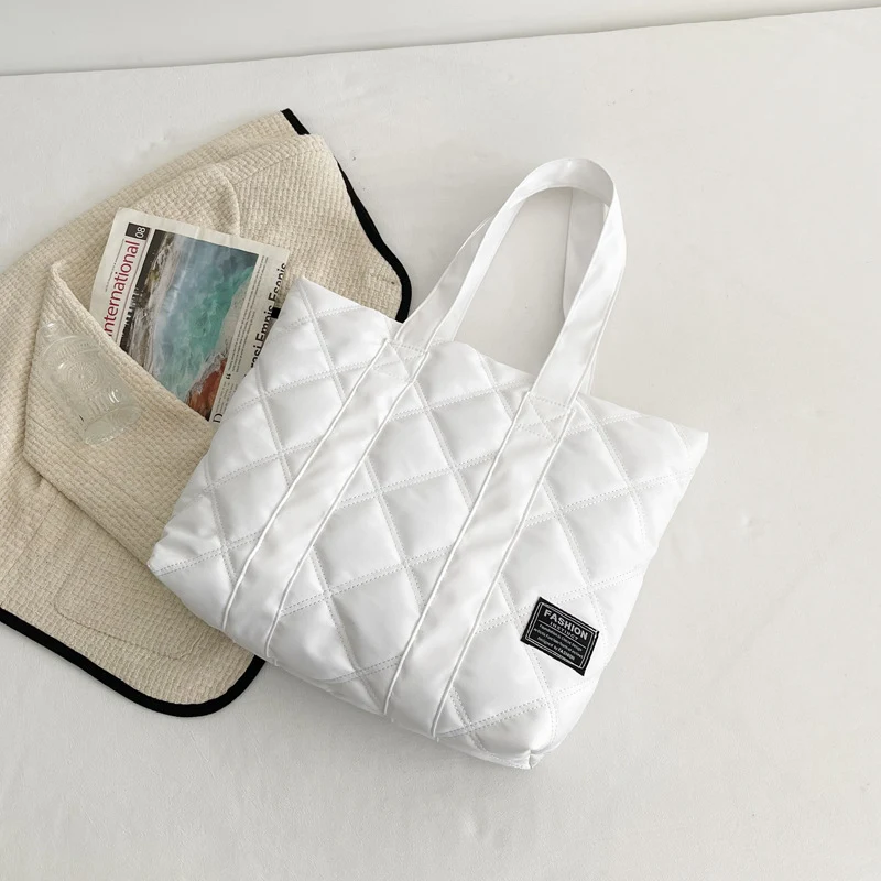 Title 2, Commuter Hand-Carrying Bag Diamond Quilted Big ...