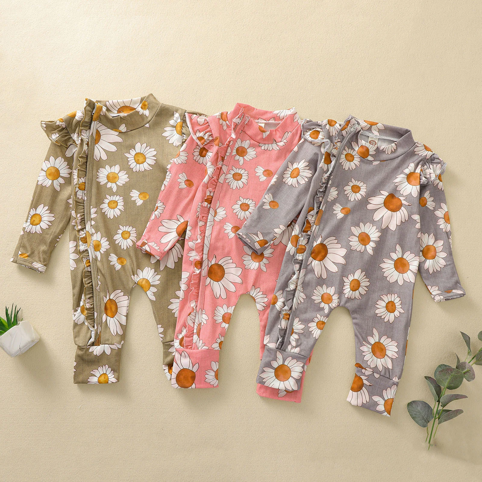 Macacão infantil com estampa de girassol Manga longa com babados Frontal com babados Zíper oculto Macacão para bebês recém-nascidos Roupas de primavera — foto 3