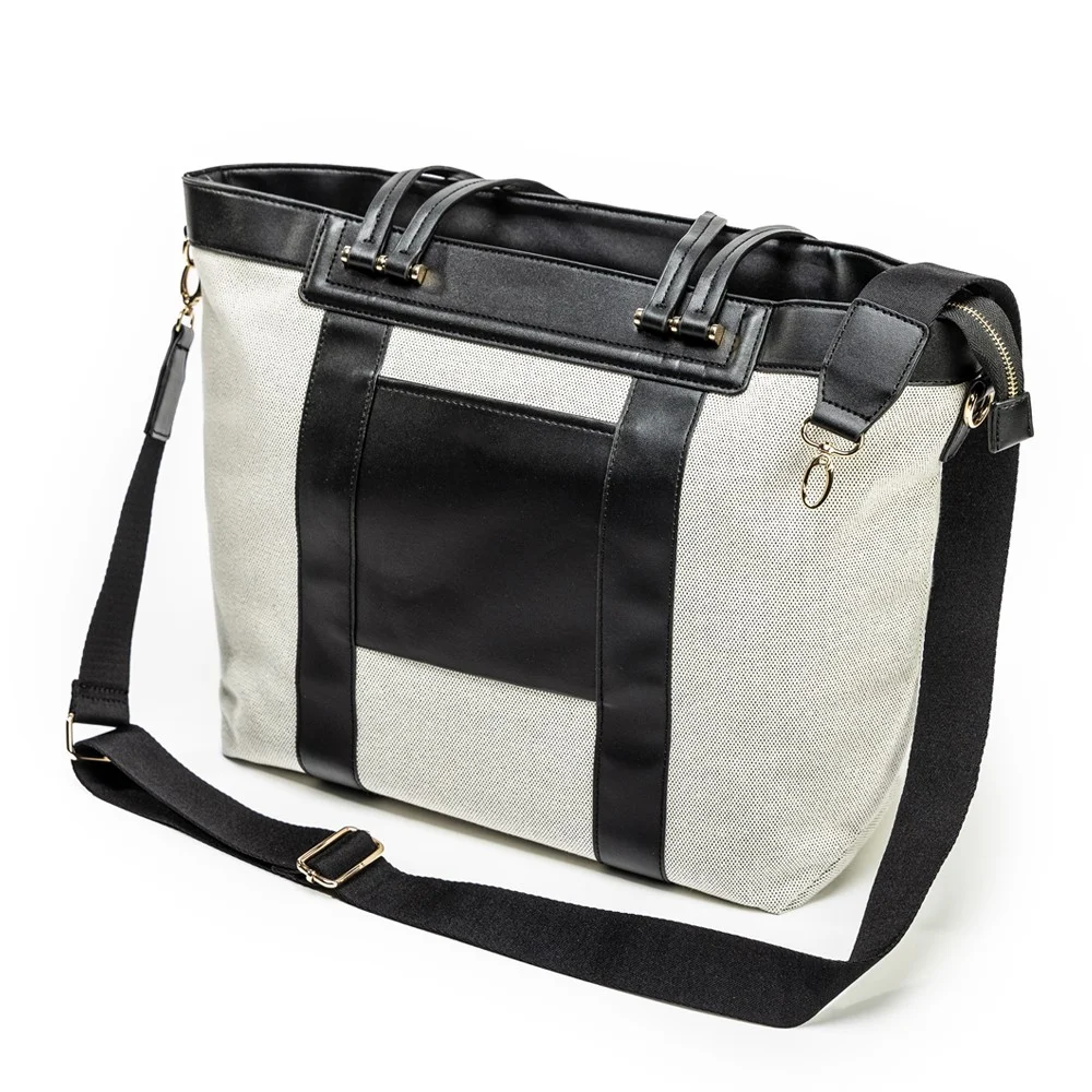 Multi Functional Large Capacity Mother And Baby Shoulder Bag. Spacious, well organized with multiple compartments. Perfe — photo 3