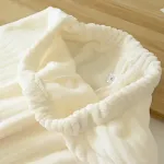 Pijama feminino de coral fleece para primavera, outono e inverno. Conjunto macio e quentinho para noites de sono confortáveis em casa. — foto 13
