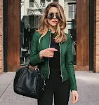 Giacca da abito in pelle PU da uomo, elegante e versatile. Perfetta per un look sofisticato in ogni occasione. Ideale per eventi formali e speciali. — foto 5