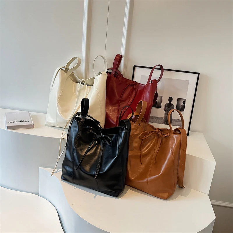Bolsa Tote Casual Portátil Nova Moda com Grande Capacidade Ideal para Levar Tudo que Você Precisa com Estilo e Praticidade — foto 22
