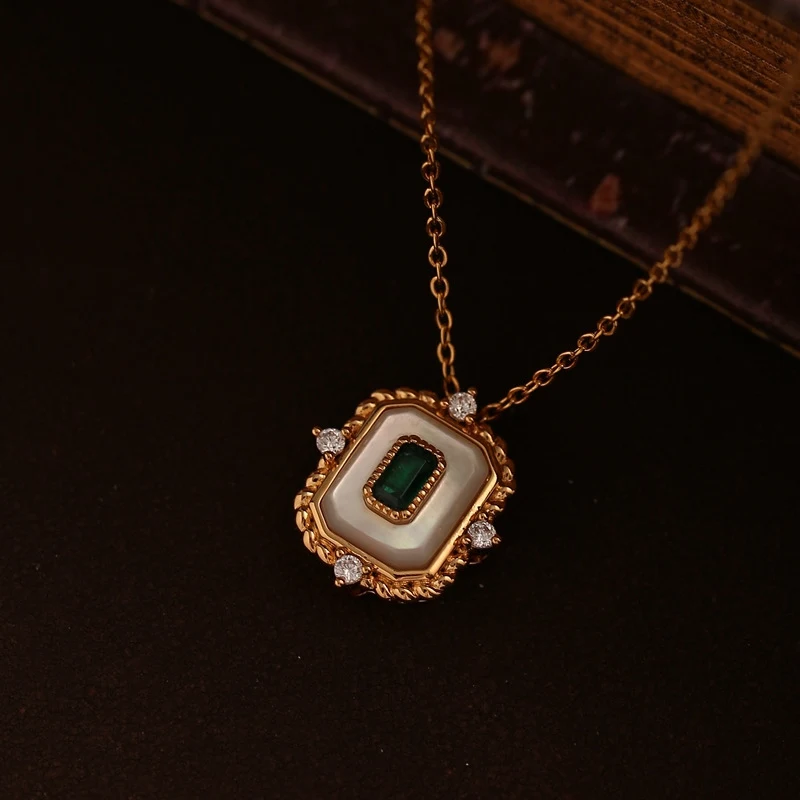 Colar de Zircônia Esmeralda Fritillary Exquisito, Brilho e Sofisticação para Mulheres, Ideal para Ocasiões Especiais e Presentes Memoráveis. — foto 7