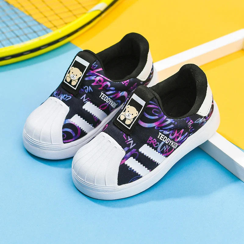 Title 2, Manchon de sneaker avec assortiment de couleurs...