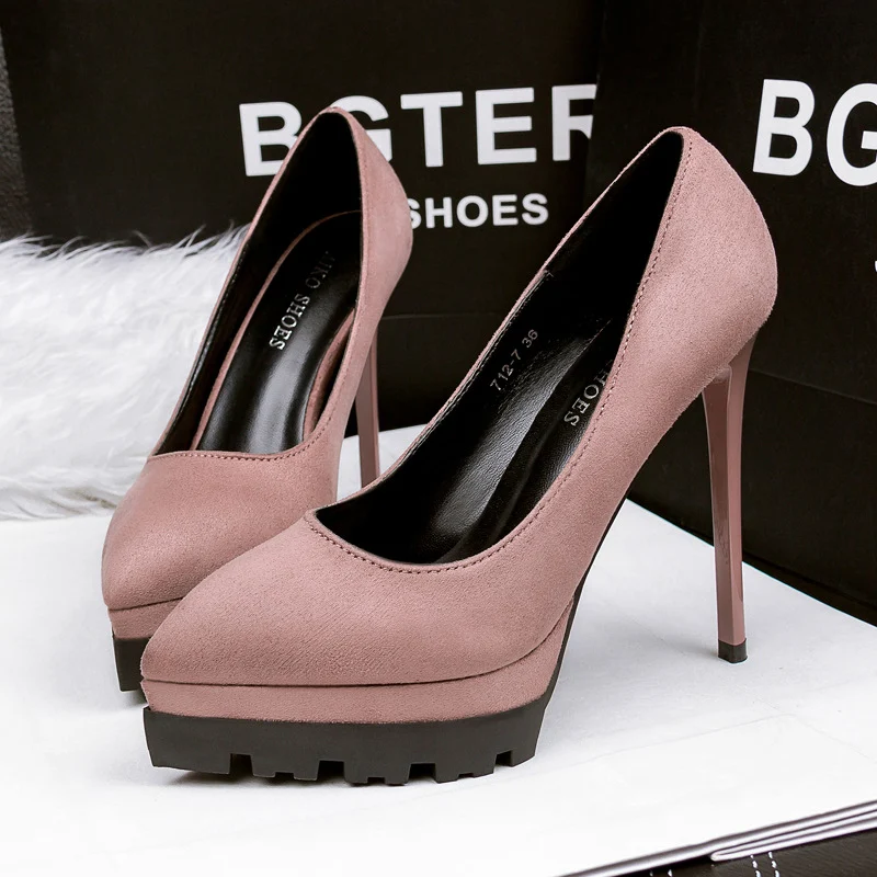 Title 4, Salto Alto Coreano Stiletto Feminino Sexy e Pro...