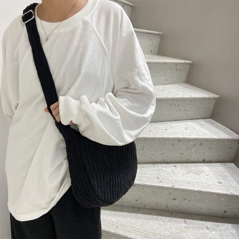 Title 5, New Fashion Personality Retro Bag for Girls. Vi...