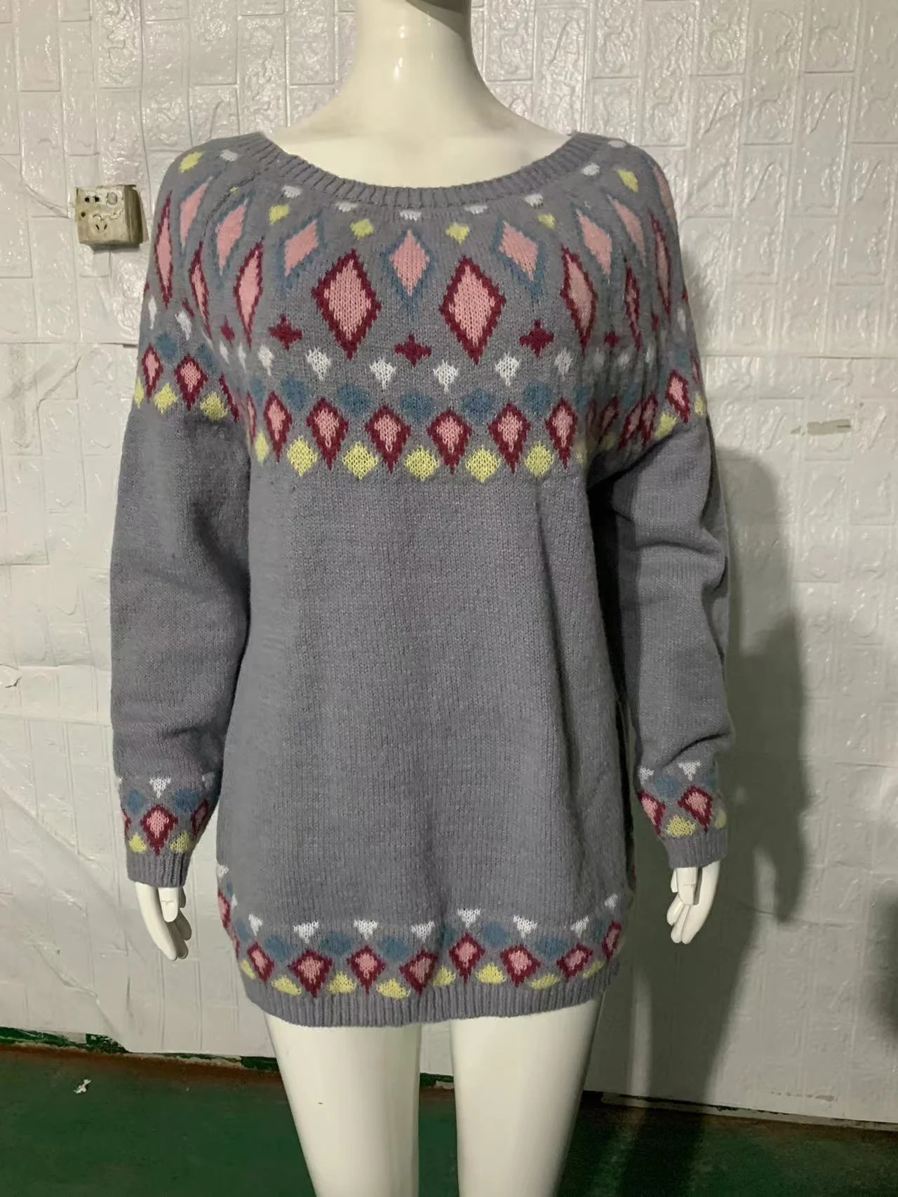 Title 6, Womens Round Neck Multicolor Loose Fashion Pul...