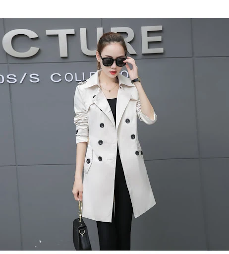 Title 11, Slanke dames trenchcoat in plus size, halflang ...