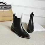 Botas de couro de vaca de primeira camada, bico quadrado e salto bloco com elástico. Conforto e estilo em um só calçado, perfeitas para o seu dia a dia. — foto 6