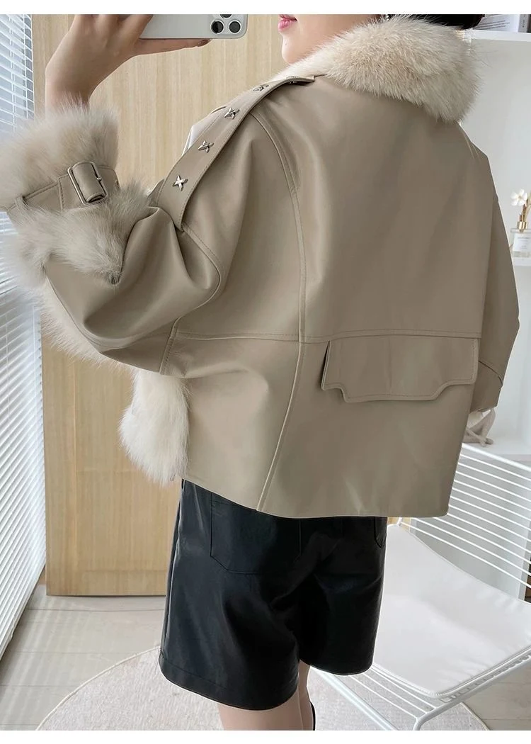 Sense Fox Fur Stitching Leather Coat. Experience luxury and warmth. This coat provides both style and comfort, perfect f — photo 4