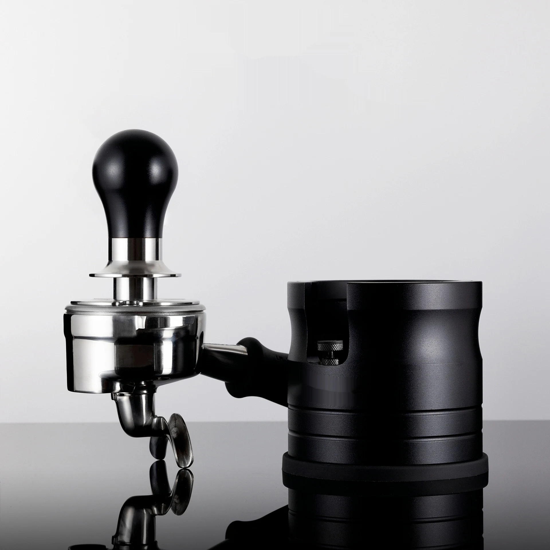 Metal coffee machine handle non holding pressure powder pad ensures even extraction and consistent results for delicious — photo 5