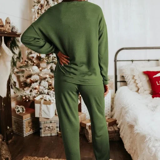 Title 4, Womens Christmas Sequins Long Sleeve Pants Two...