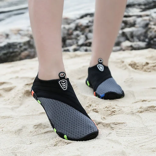 Title 25, Beach snorkeling shoes, diving shoes for couples