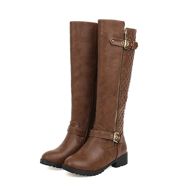 Botas femininas novas outono e inverno com fivela de cinto, botas femininas de cano alto. Perfeitas para um visual elegante e aquecido. — foto 4