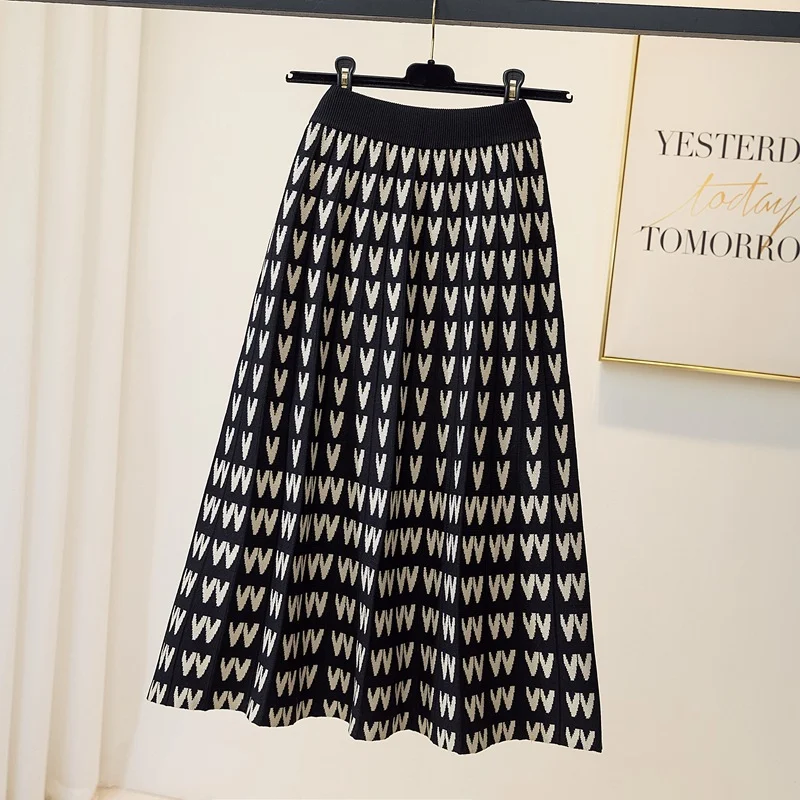 Gentle Knitted Skirt Winter With Sweater Stay warm and stylish this winter. Experience comfort and elegance with this pe — photo 2