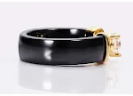 Anel de diamante preto e branco, elegância duradoura. Joia fina para um toque de sofisticação e beleza em cada momento, presente ideal. — foto 5