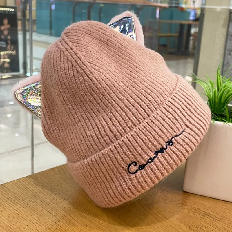 Cute Cat Mi Ear Wool Double-layer Embroidery Knitted Hat. Stay warm and stylish this winter with this adorable and cozy — photo 13