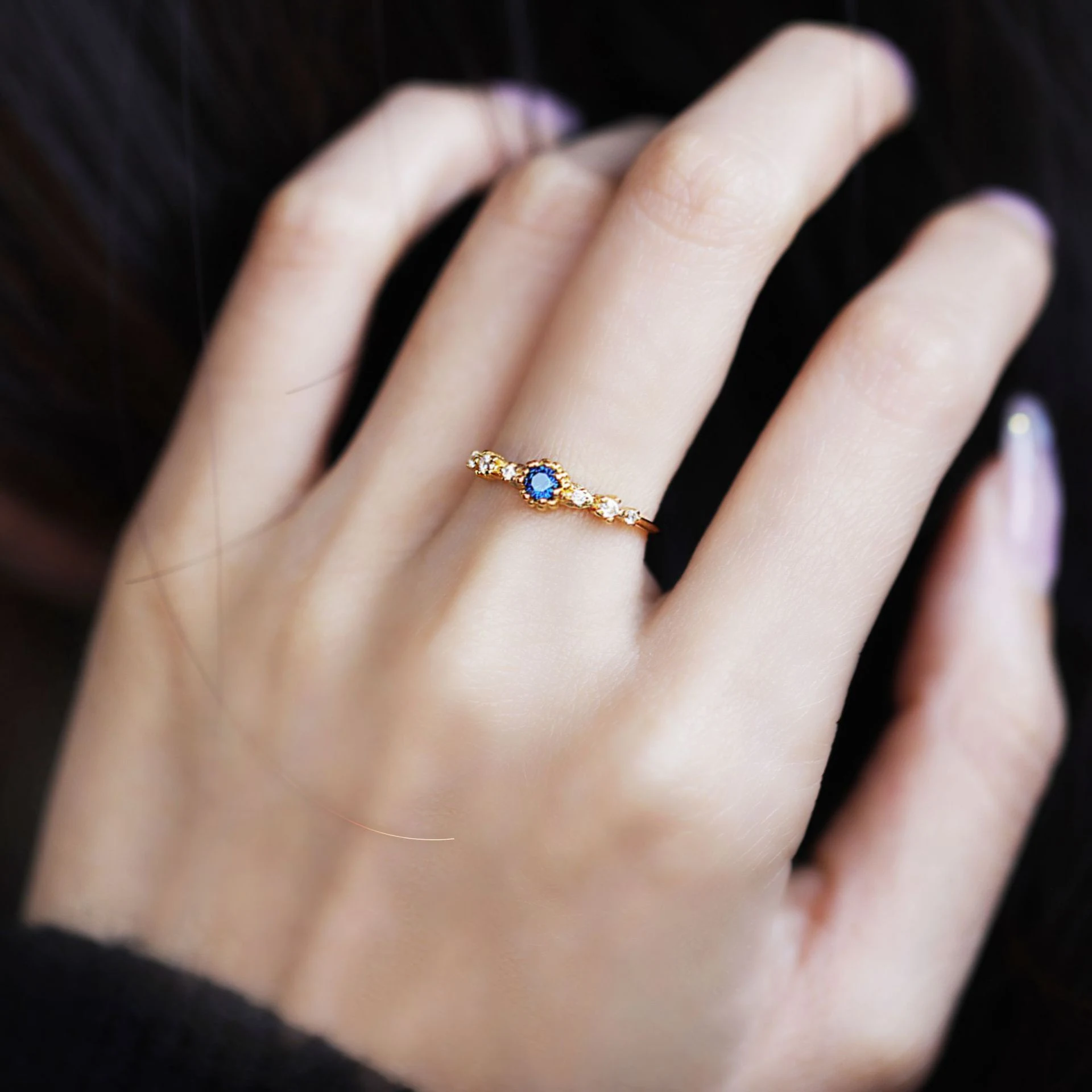 Anel Feminino Vintage com Zircônia Azul Joia de Moda Design Clássico Elegante Presente Ideal para Ocasiões Especiais Noivado Casamento — foto 6