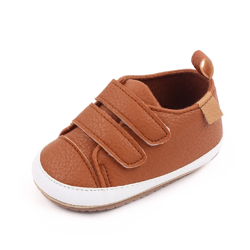 Scarpine da passeggio per bambini con velcro. Facili da indossare e togliere, comode e sicure per i primi passi. Acquista subito! — foto 15