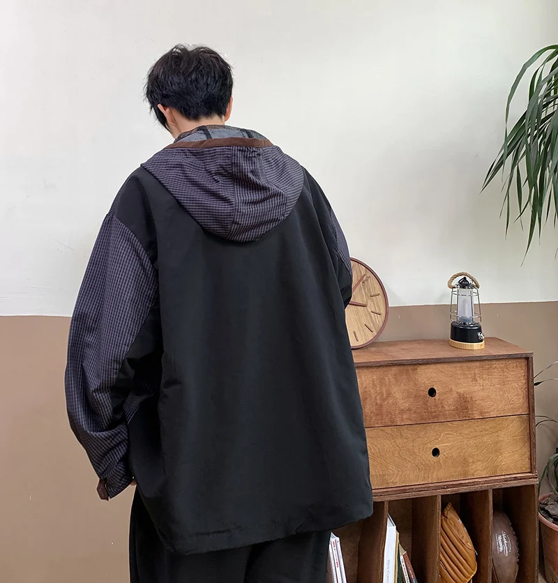 Fashionable Plaid Hooded Men's Jacket for Outdoor Use. Stylish men's coat, comfortable and warm, perfect for outdoor act — photo 3