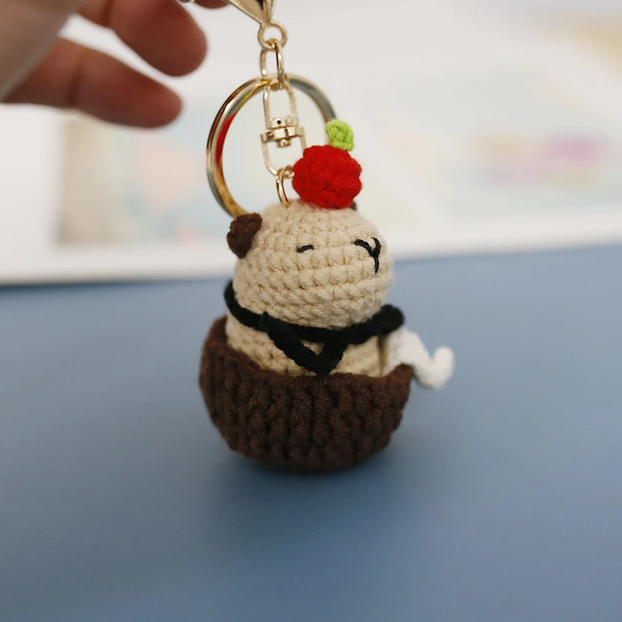 Chaveiro de Capivara de Crochê, Boneca Fofa de Animal Feita à Mão com Lã Nova, Design Cartoon para Pendurar e Levar — foto 7
