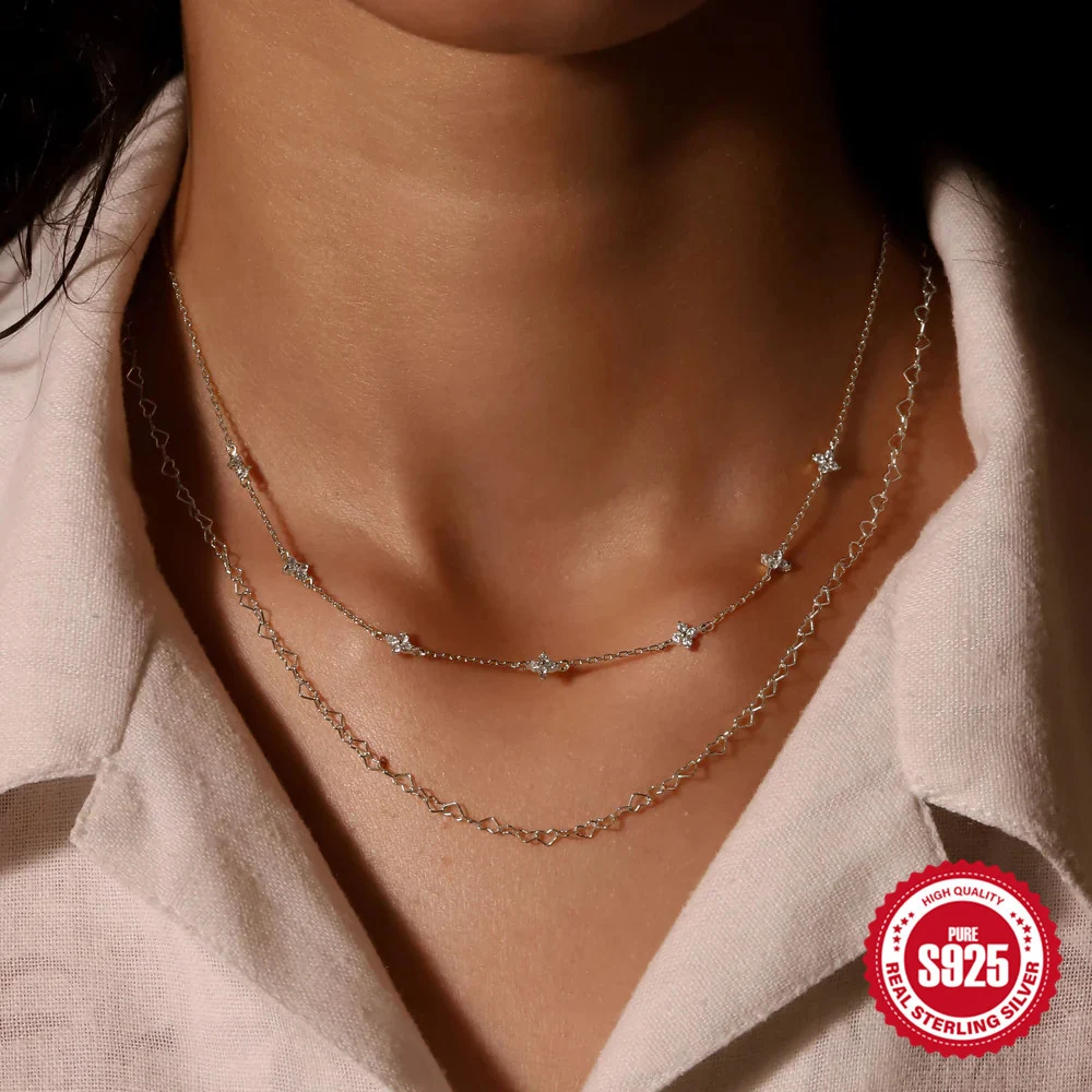 Corrente clavicular dupla para mulheres com borboleta turquesa, diamantes e design elegante, realçando o colo e o estilo. — foto 20