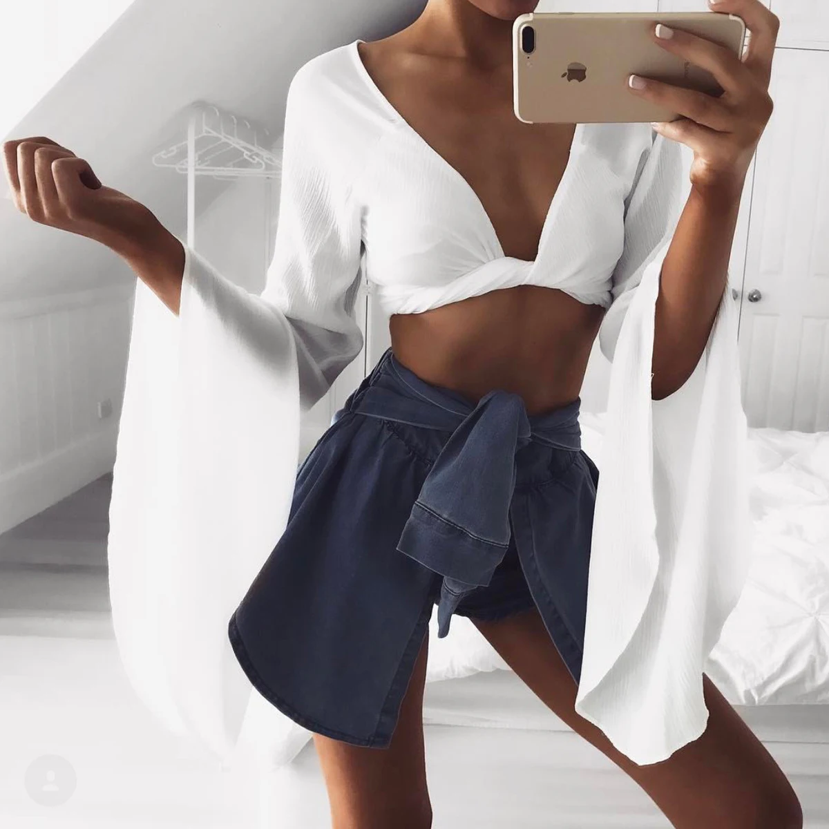 Blusa in chiffon bianco, maniche a tromba ampie, nuova primavera, taglia USA, perfetta per un look elegante e fresco. — foto 6