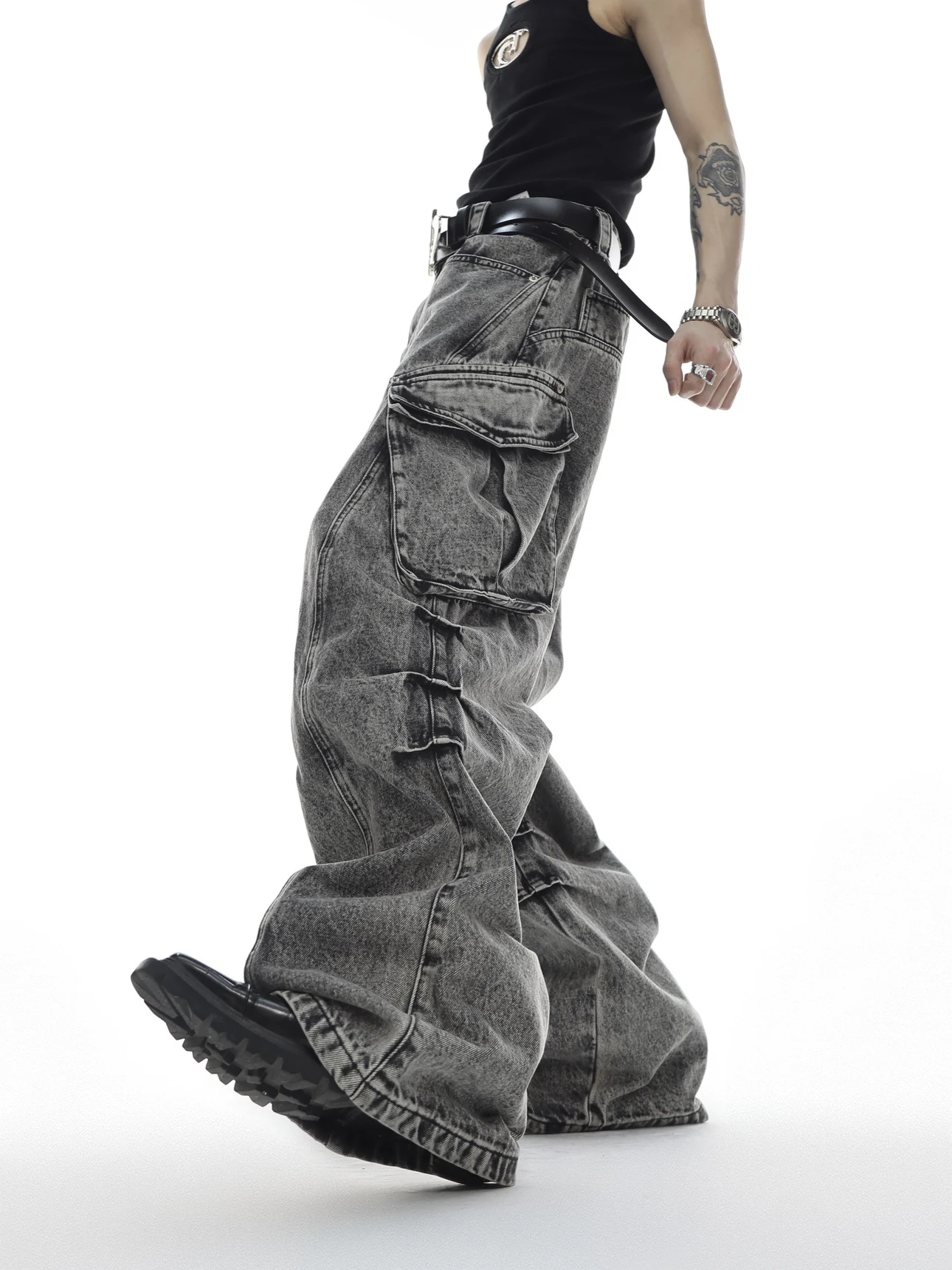 Niche Heavy Industry Pleated Washed Slightly Flared Jeans Large Pocket Design Casual Wide-leg Pants for Everyday Wear — photo 6