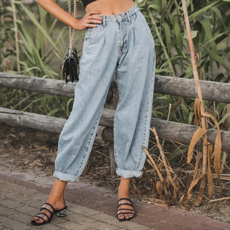 Women's Casual Loose Jeans Comfortable & relaxed denim pants. Perfect for everyday wear. Enjoy a loose fit and effortles — photo 1