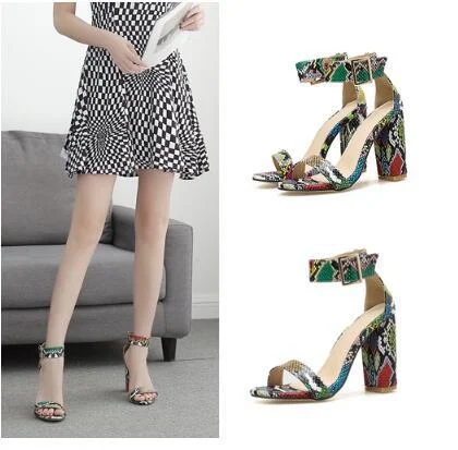 Roman Sandals Thick Heel Retro Snake Print High Heel Sandals Stylish and Comfortable for Any Occasion — photo 5