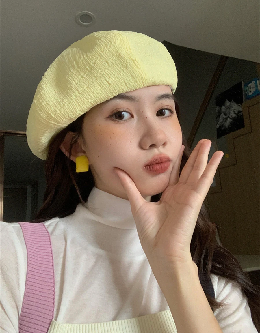 Title 8, Face-looking Small Beret Childrens Pleated See...