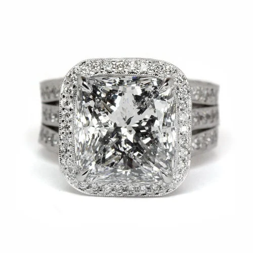 Title 5, Anel Quadrado de Diamante e Topázio Incrustado
