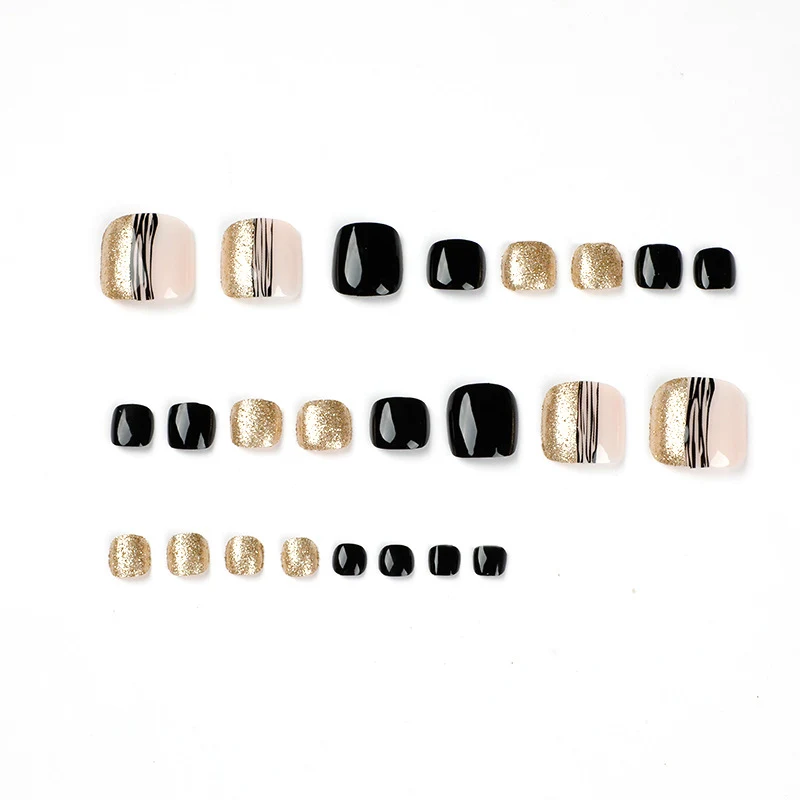 Unhas de Manicure Feminina Linha Preta com Pó Dourado — foto 4