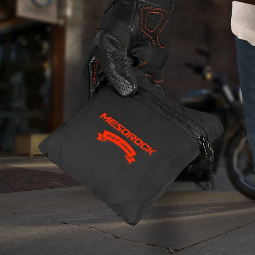 Title 2, Helmet Knight Backpack Nylon Extra Waterproof