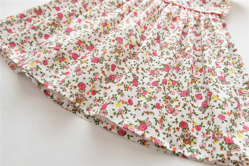 Vestido floral para menina com mangas esvoaçantes e lapela, ideal para um visual elegante e com personalidade. Perfeito para ocasiões especiais. — foto 7