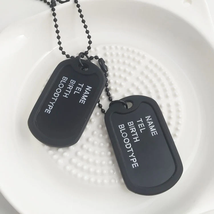 Colar com plaquinha de identificação dupla para cães com letras. Personalize e eternize o amor pelo seu pet. — foto 2
