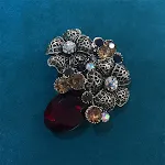 Red crystal double headed Came