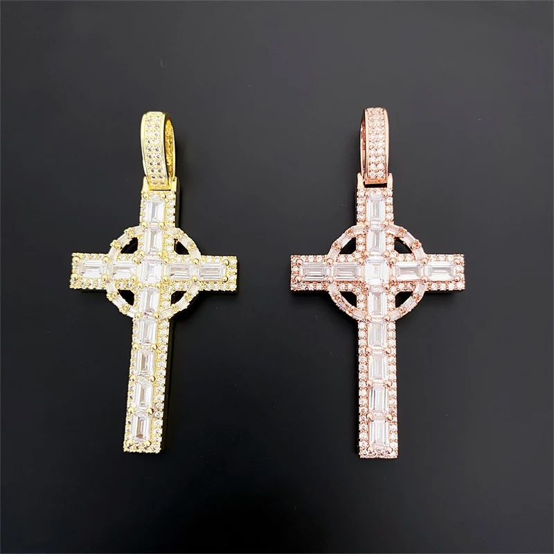 Title 1, Pingente Cruz Eletroplated com Zircônia – Elegâ...