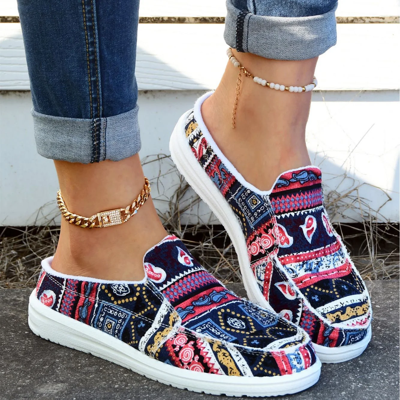 Title 2, Spring and Summer New Stylish Slippers, Floral ...
