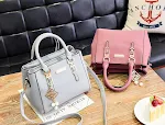 Bolsa de mão feminina fashion, elegante e espaçosa, perfeita para trabalho ou lazer. Leve seus essenciais com estilo e conforto. — foto 7