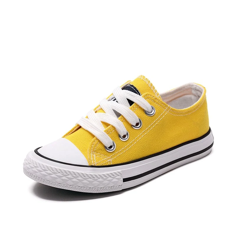 Children's canvas shoes Comfortable and durable footwear for kids. Breathable and sturdy, perfect for everyday wear and — photo 8