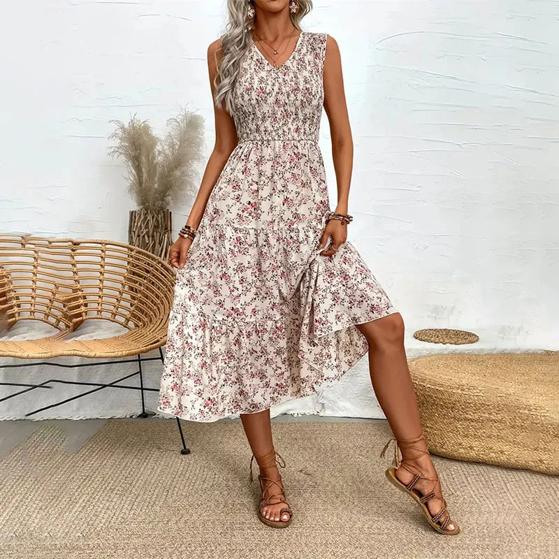 Vestido largo sin mangas delgado con volante floral — foto 5