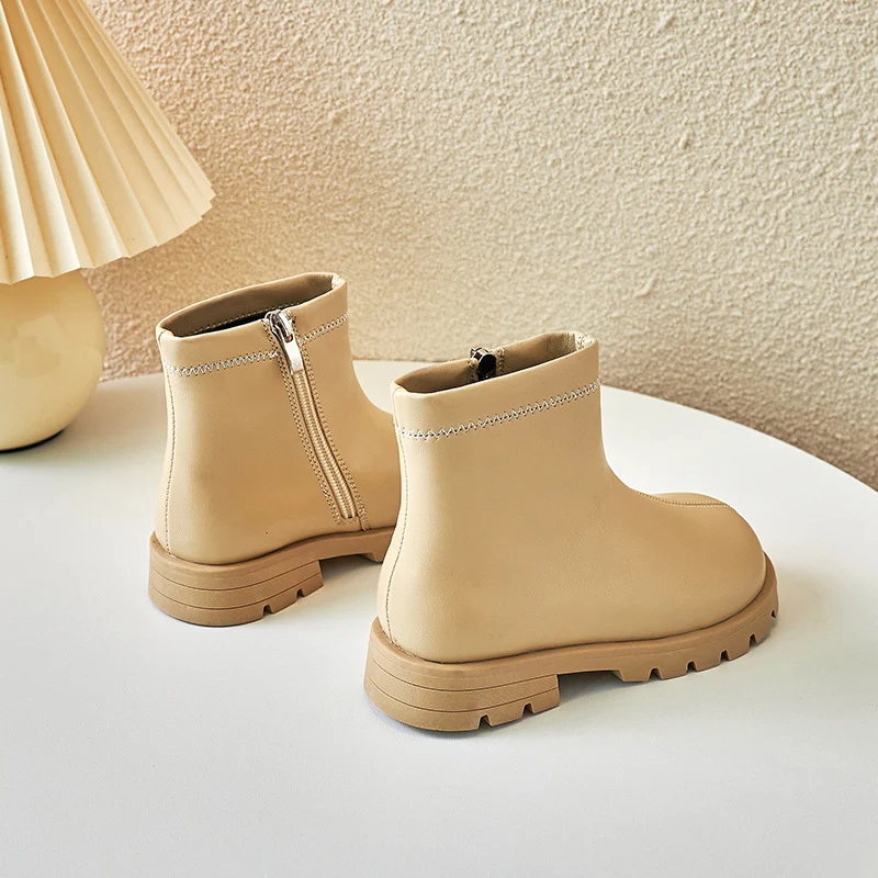 Title 2, Botas de couro macio e versátil para todas as o...