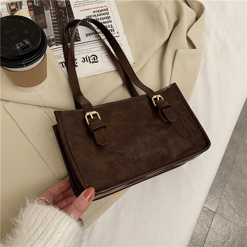 On The New Design Autumn And Winter Atmosphere Large-Capacity Female Bag Bag Tide New Retro Armpit Bag Small Square Bag — photo 7