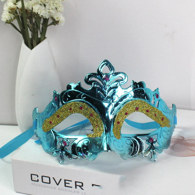 Maschera farfalla, ventaglio pieghevole cartoon con piume, ballo di fine anno, mezza faccia, per uomo e donna, per ballare. — foto 2