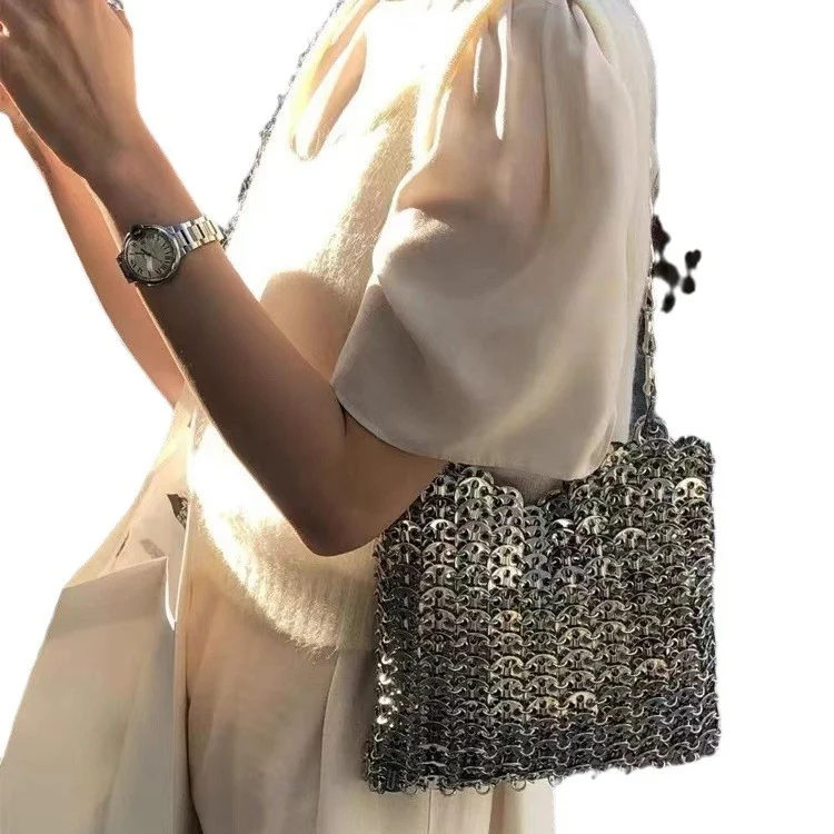 Borsa a forma di dumpling con paillettes perlate lucenti, tessuta a mano, borsa a tracolla per cellulare — foto 4