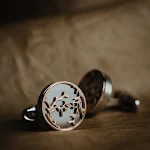 Abotoaduras francesas de aço coloridas para camisa masculina, estilo casual de negócios. Detalhe sofisticado para camisas, elegância para o dia a dia. — foto 1